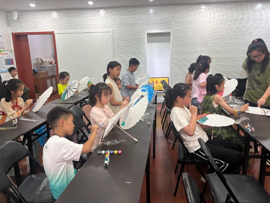 采荷社会组织 | 静怡社区 绘伞护齿 晴雨相伴