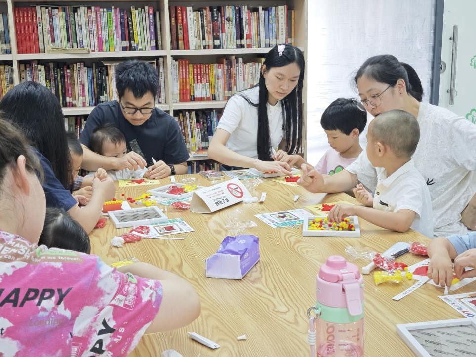 常青苑社区 追寻革命星火之“闪闪的红星”